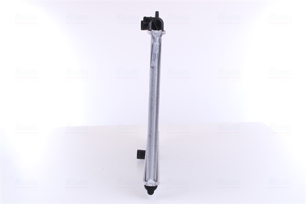 Radiator racire motor NISSENS 63606A