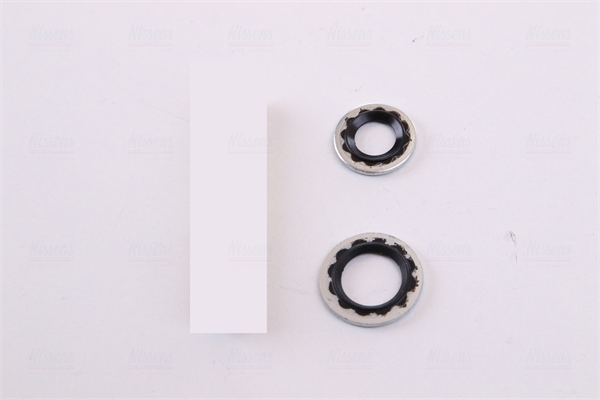 Condensator climatizare NISSENS 94899